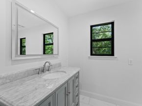 29 N Havenridge Drive, The Woodlands TX 77381