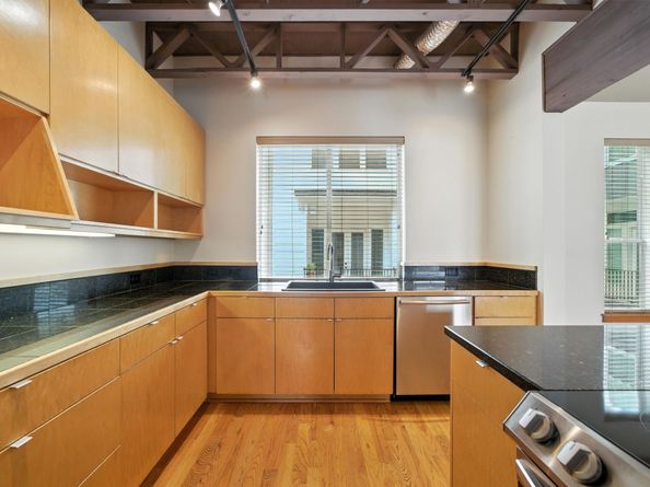 1414 Rosewood Street, Houston TX 77004