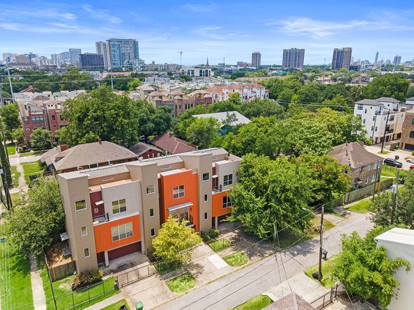 1414 Rosewood Street, Houston TX 77004