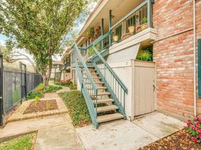 845 Augusta Drive 6, Houston TX 77057