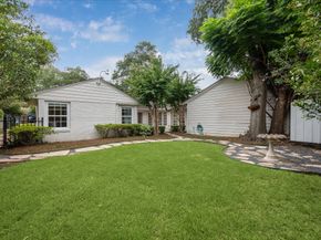 3838 Meadow Lake Lane, Houston TX 77027