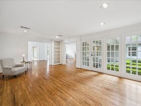 3838 Meadow Lake Lane, Houston TX 77027