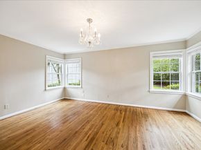 3838 Meadow Lake Lane, Houston TX 77027