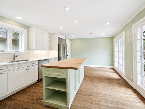 3838 Meadow Lake Lane, Houston TX 77027