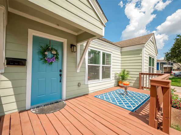 307 Gale Street, Houston TX 77009
