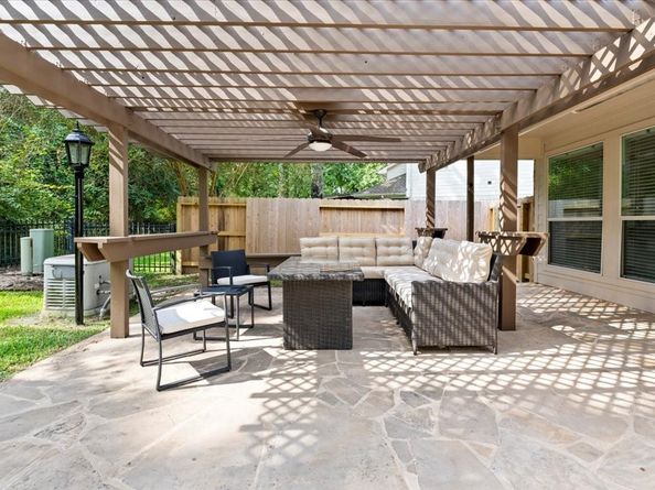 14510 Southern Magnolia Circle, Houston TX 77044