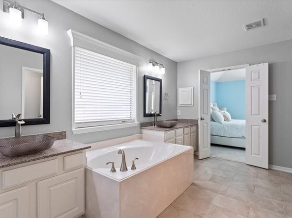 14510 Southern Magnolia Circle, Houston TX 77044