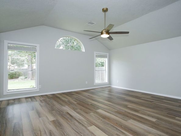 1915 W Welsford Drive, Spring TX 77386