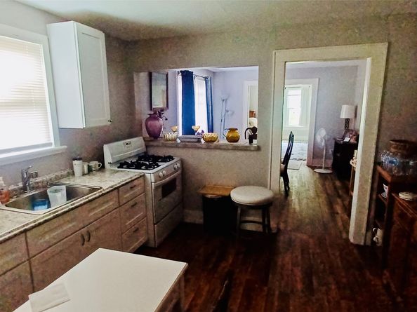 610 Caplin Street, Houston TX 77022