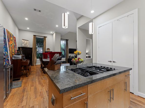 730 Ruthven, Houston TX 77019