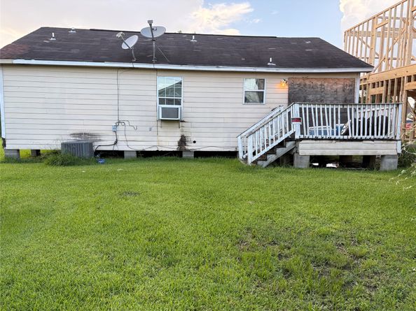 9720 Tuffly Street, Houston TX 77029