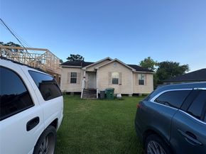 9720 Tuffly Street, Houston TX 77029