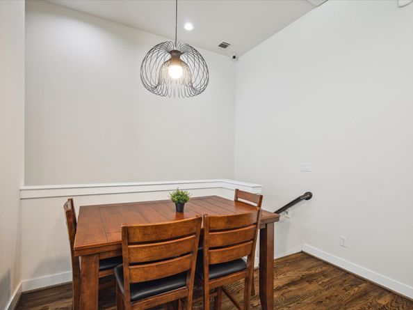 52 N Hutcheson Street, Houston TX 77003