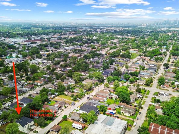 7754 Avenue J, Houston TX 77012