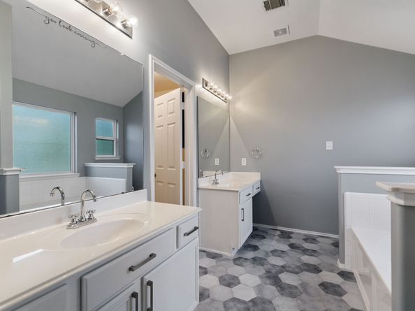 8610 Twillingate Lane, Houston TX 77040