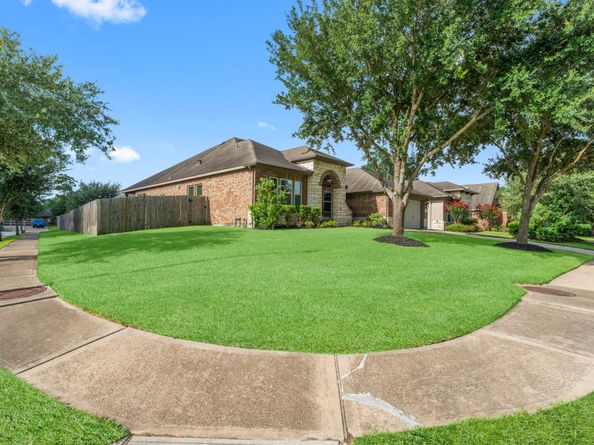 3317 Starlight Hill Court, Spring TX 77386