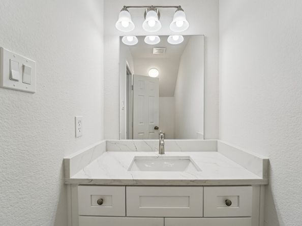 2206 Abernathy Street, Houston TX 77026