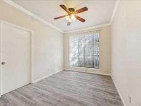 8055 Cambridge Street 37, Houston TX 77054