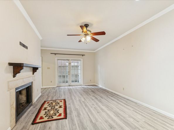 8055 Cambridge Street 37, Houston TX 77054