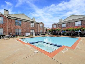 8055 Cambridge Street 37, Houston TX 77054