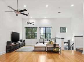 2010 Blodgett Street G, Houston TX 77004