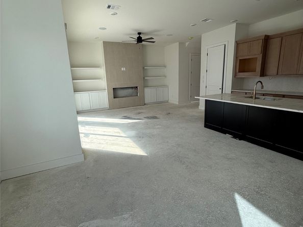 1422 Caywood Lane D, Houston TX 77055