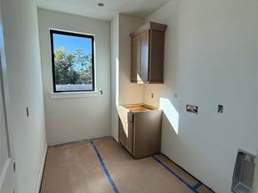 1422 Caywood Lane D, Houston TX 77055