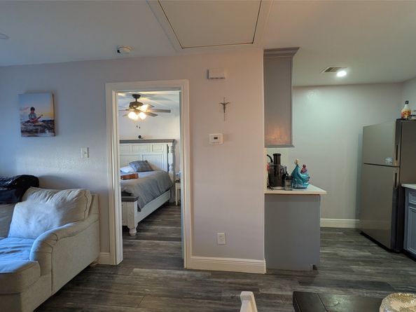 6102 Harbrook Drive, Houston TX 77087