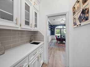 46 Rolling Links Court, The Woodlands TX 77380