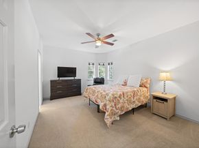 46 Rolling Links Court, The Woodlands TX 77380