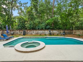 46 Rolling Links Court, The Woodlands TX 77380