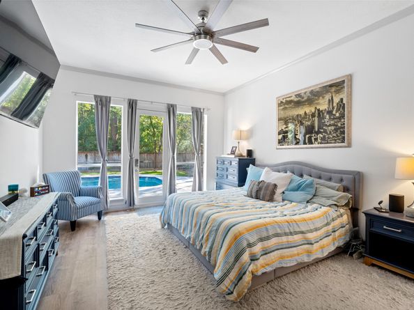 46 Rolling Links Court, The Woodlands TX 77380