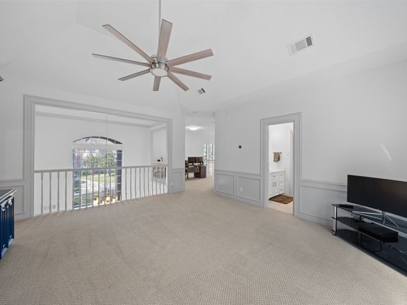 46 Rolling Links Court, The Woodlands TX 77380