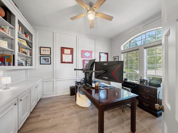 46 Rolling Links Court, The Woodlands TX 77380