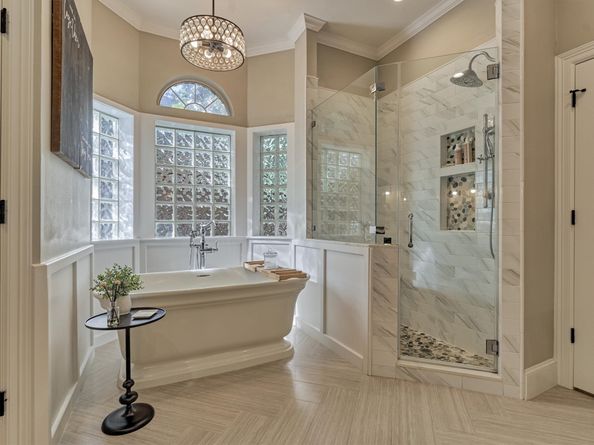 95 Wind Ridge Circle, The Woodlands TX 77381