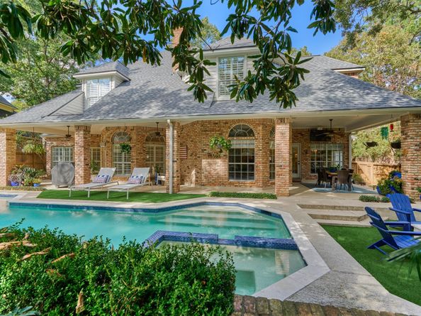 95 Wind Ridge Circle, The Woodlands TX 77381