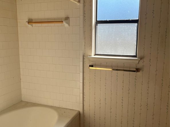 4710 Whispering Falls Drive, Houston TX 77084