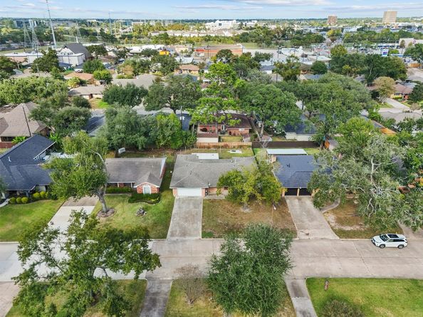 1723 Tannehill Drive, Houston TX 77008