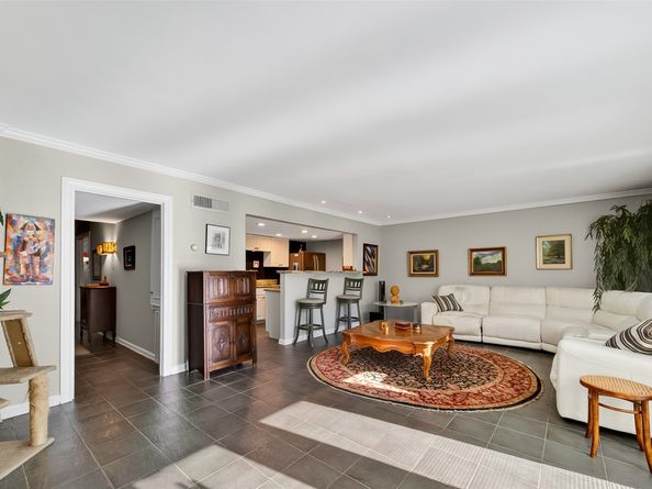 5204 Arboles Drive B, Houston TX 77035