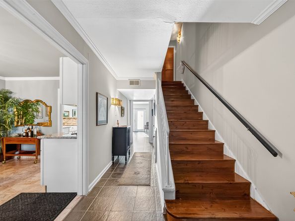 5204 Arboles Drive B, Houston TX 77035