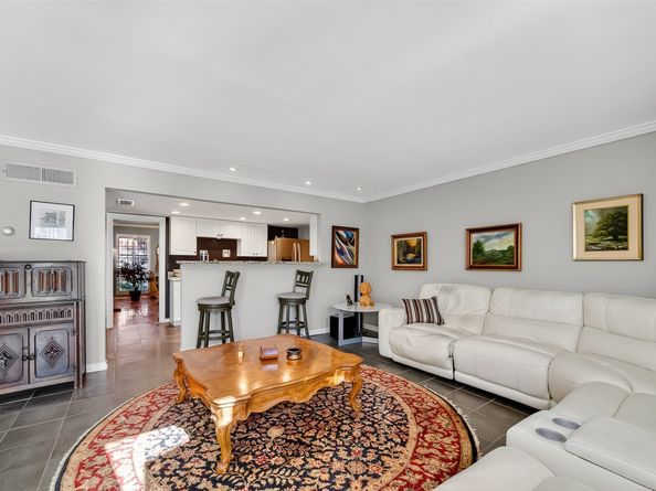 5204 Arboles Drive B, Houston TX 77035