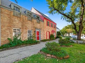 5204 Arboles Drive B, Houston TX 77035