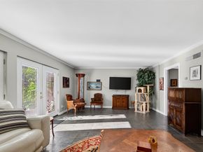 5204 Arboles Drive B, Houston TX 77035