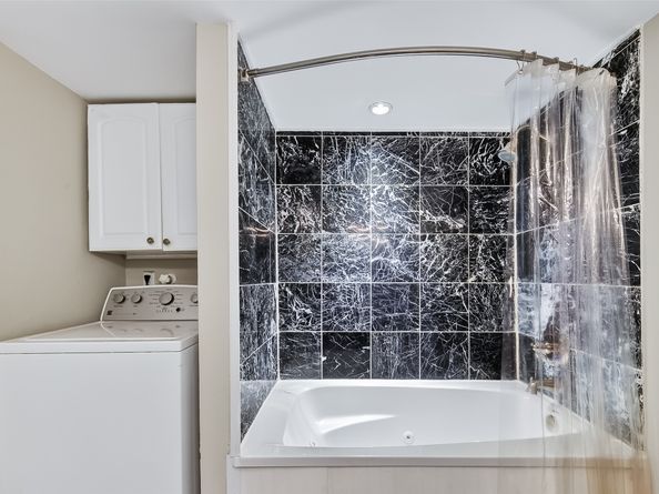 5204 Arboles Drive B, Houston TX 77035