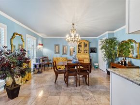 5204 Arboles Drive B, Houston TX 77035