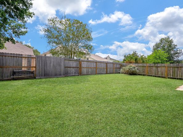 32331 Summer Park Lane, Conroe TX 77385