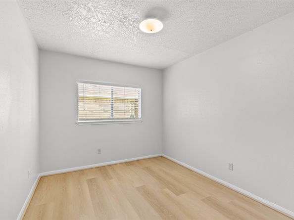 8118 Vista Del Sol Drive, Houston TX 77083