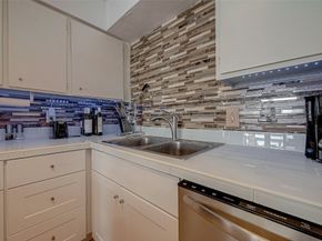 12042 Mighty Oak Drive B, Houston TX 77066