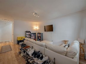 12042 Mighty Oak Drive B, Houston TX 77066