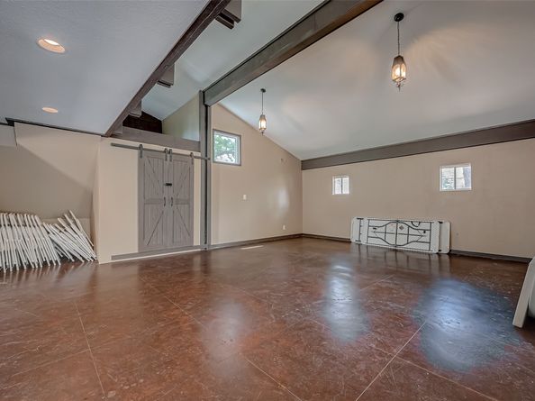 12042 Mighty Oak Drive B, Houston TX 77066